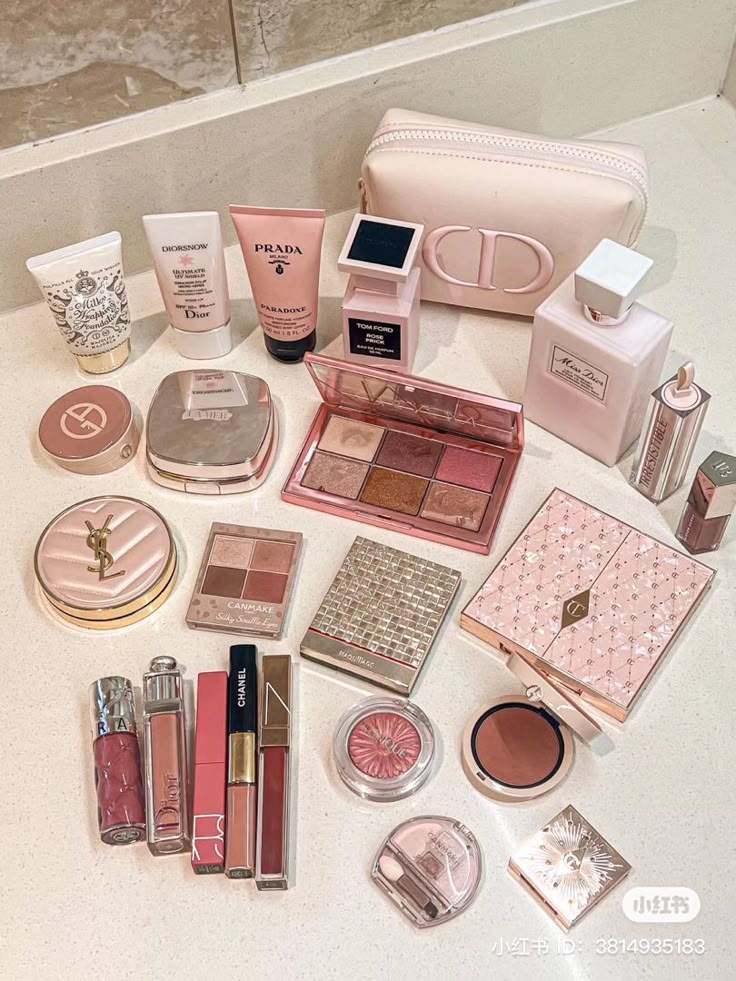 MAKEUP